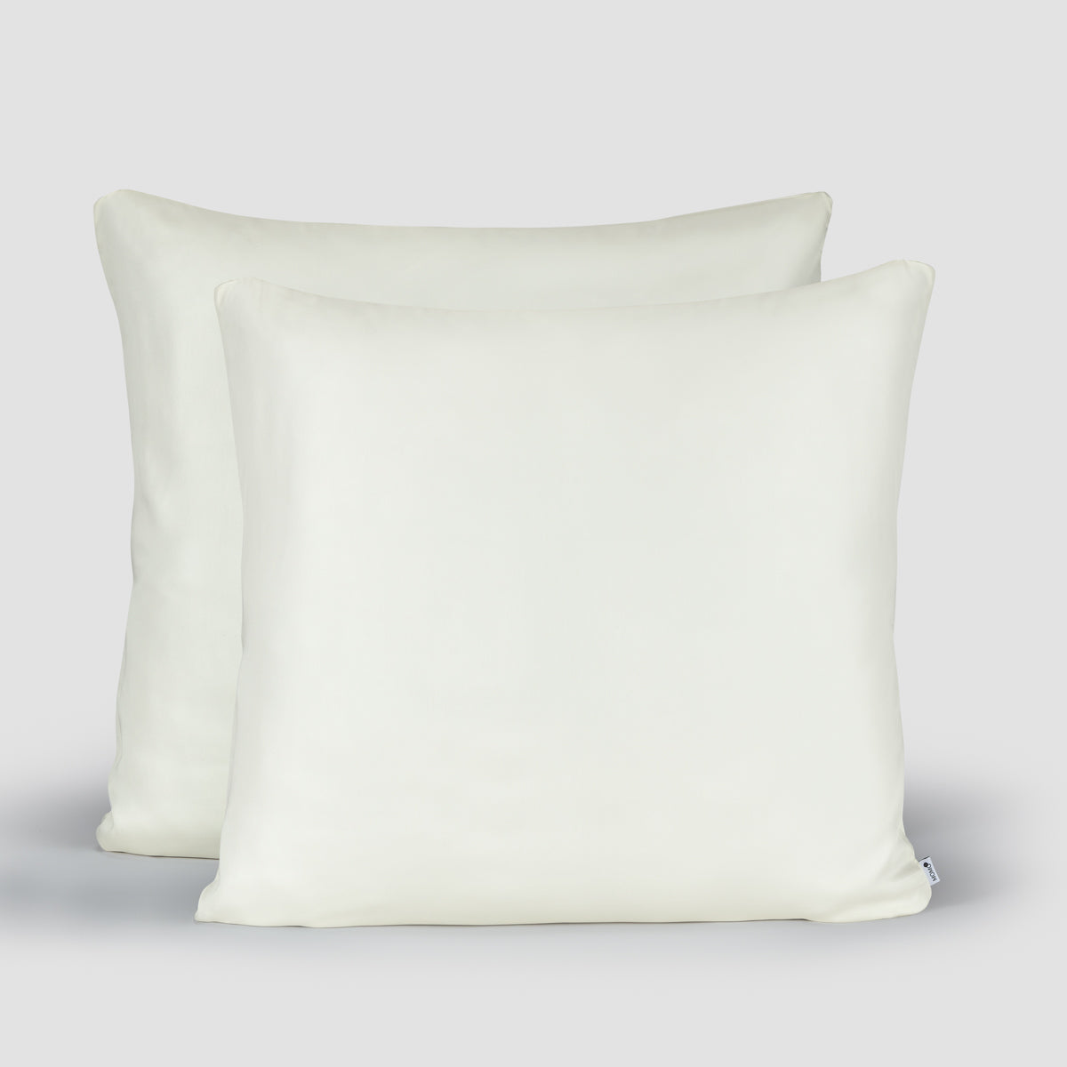 Fronha 100% bambu Momo Cotton cor branco pérola 80x80 cm – toque ultra macio e acabamento acetinado, sustentável e respirável